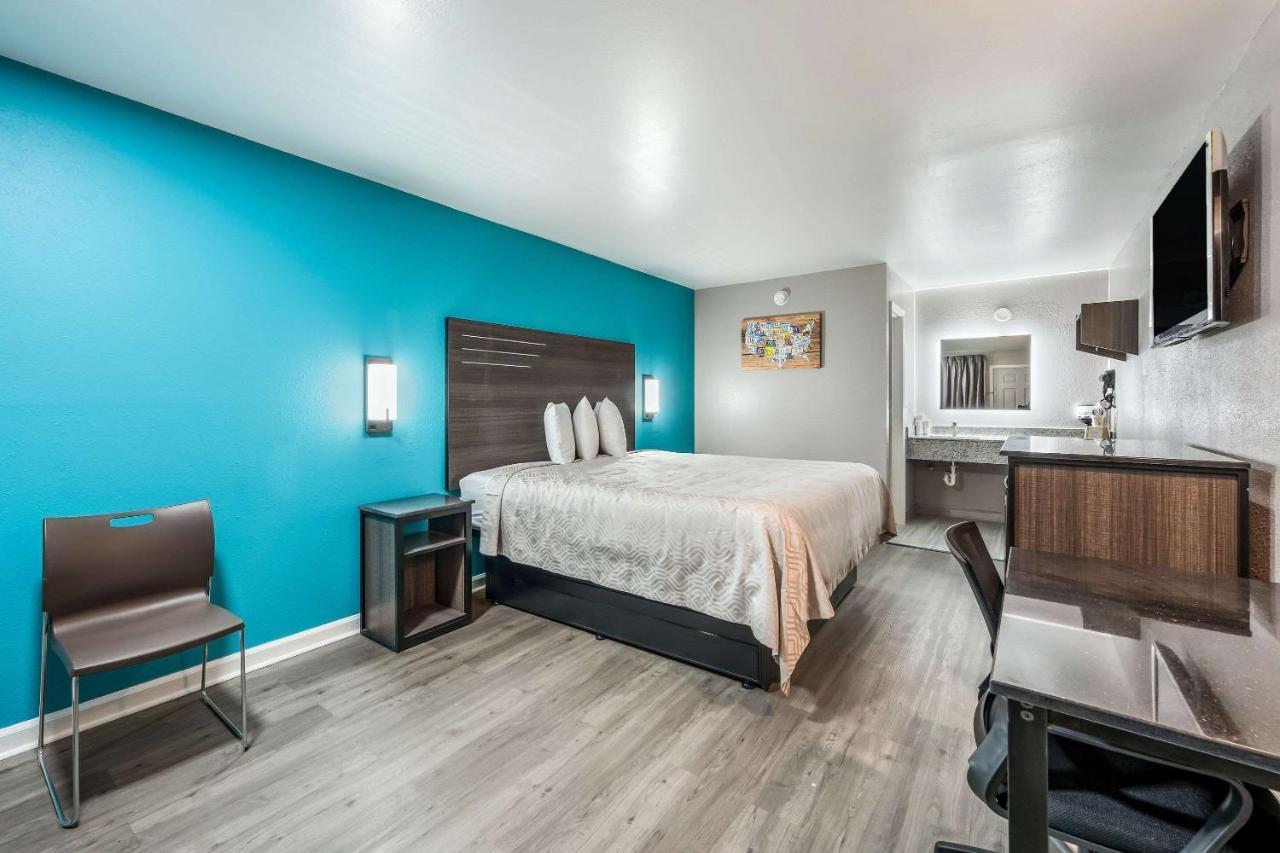 Econo Lodge Russellville 外观 照片